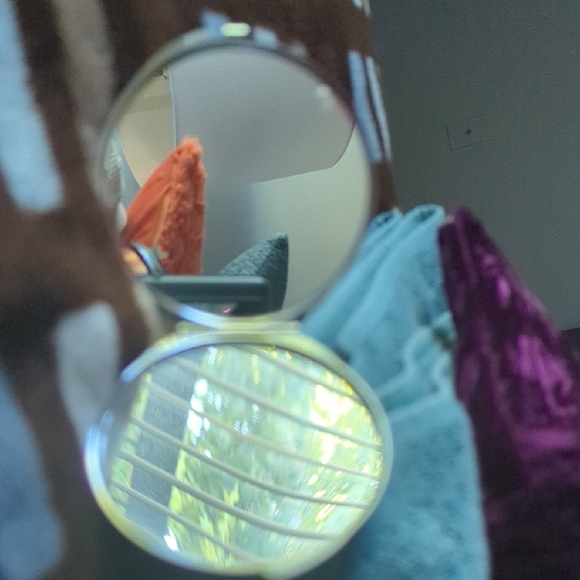 Colorful Budapest Floral Compact Mirror - Picture 3 of 3